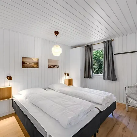Allen - 1km From The Sea By Interhome Semesterbostad